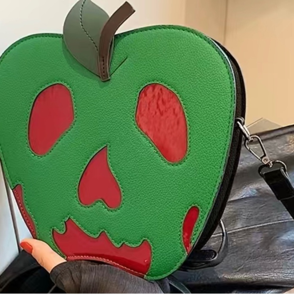 Poison apple purse